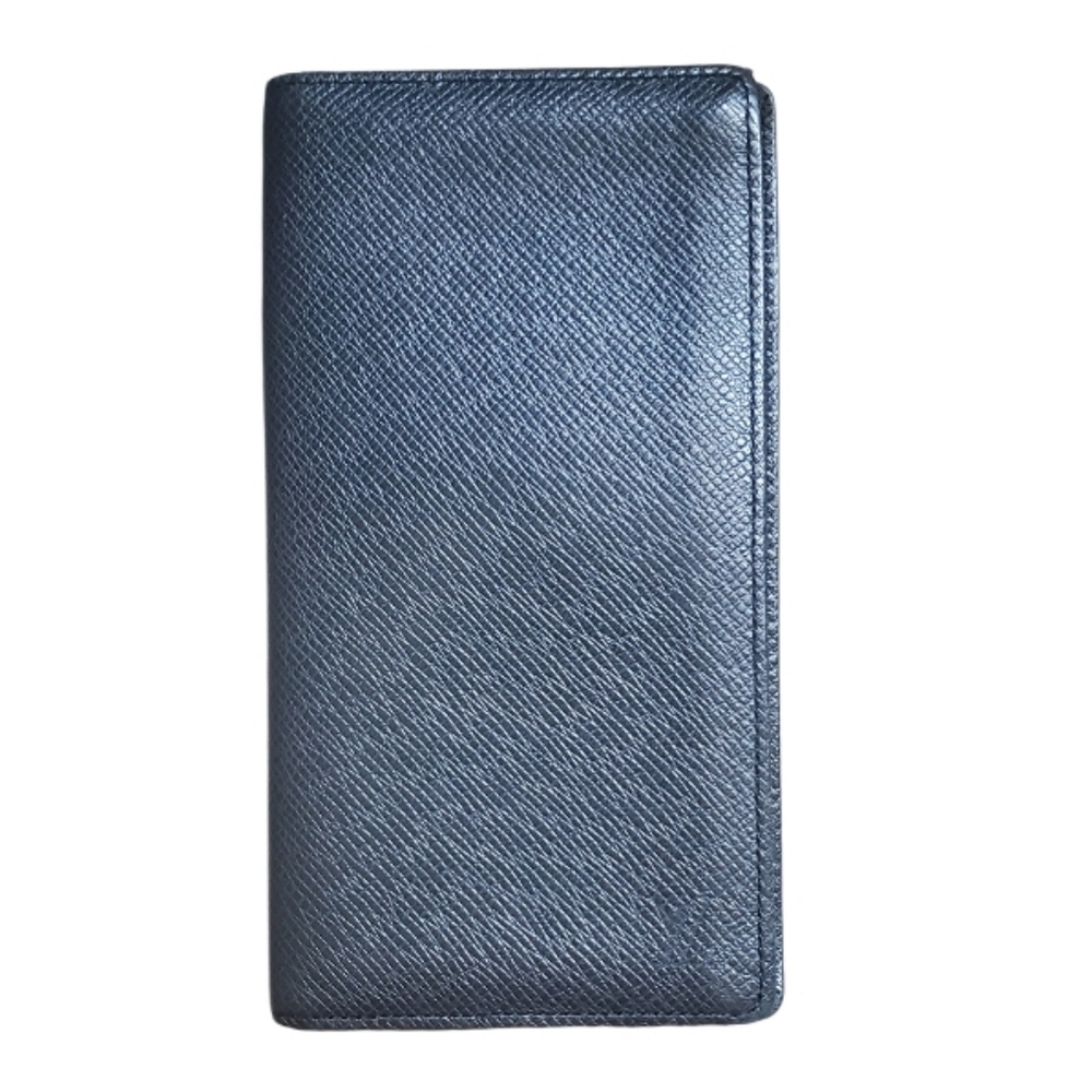Louis Vuitton Taiga Textured Leather Wallet